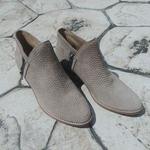 Lucky Brand Fhuna Suede Bootie